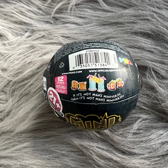 Mini Verse Make It Mini Happy Hour Blind Capsule DIY - Picture 2 of 7